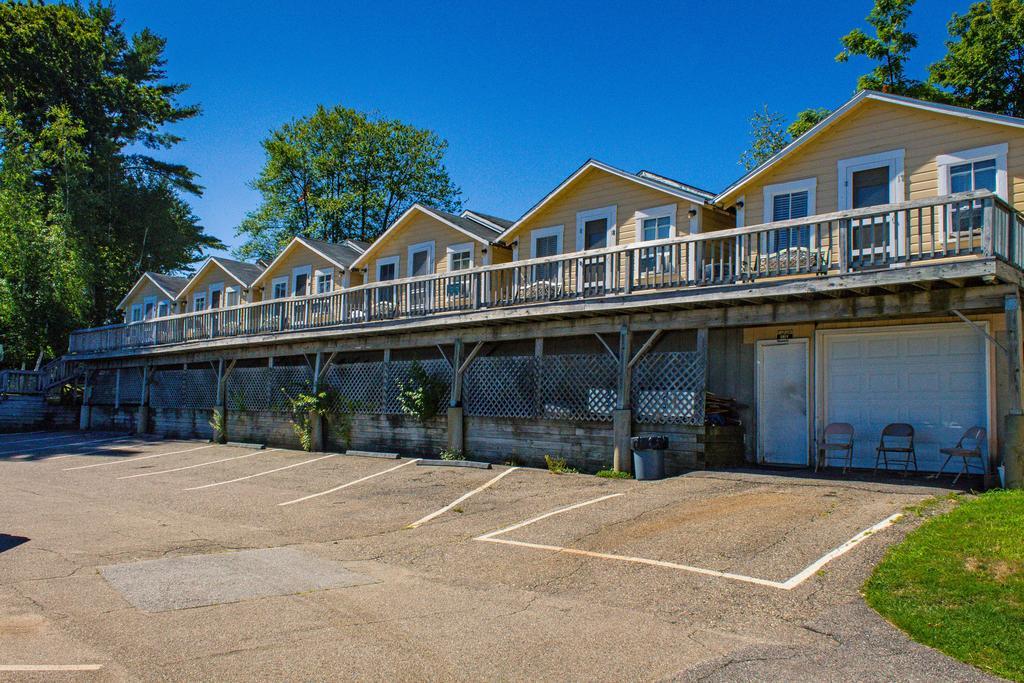 Half Moon Motel & Cottages Weirs Beach Exterior foto