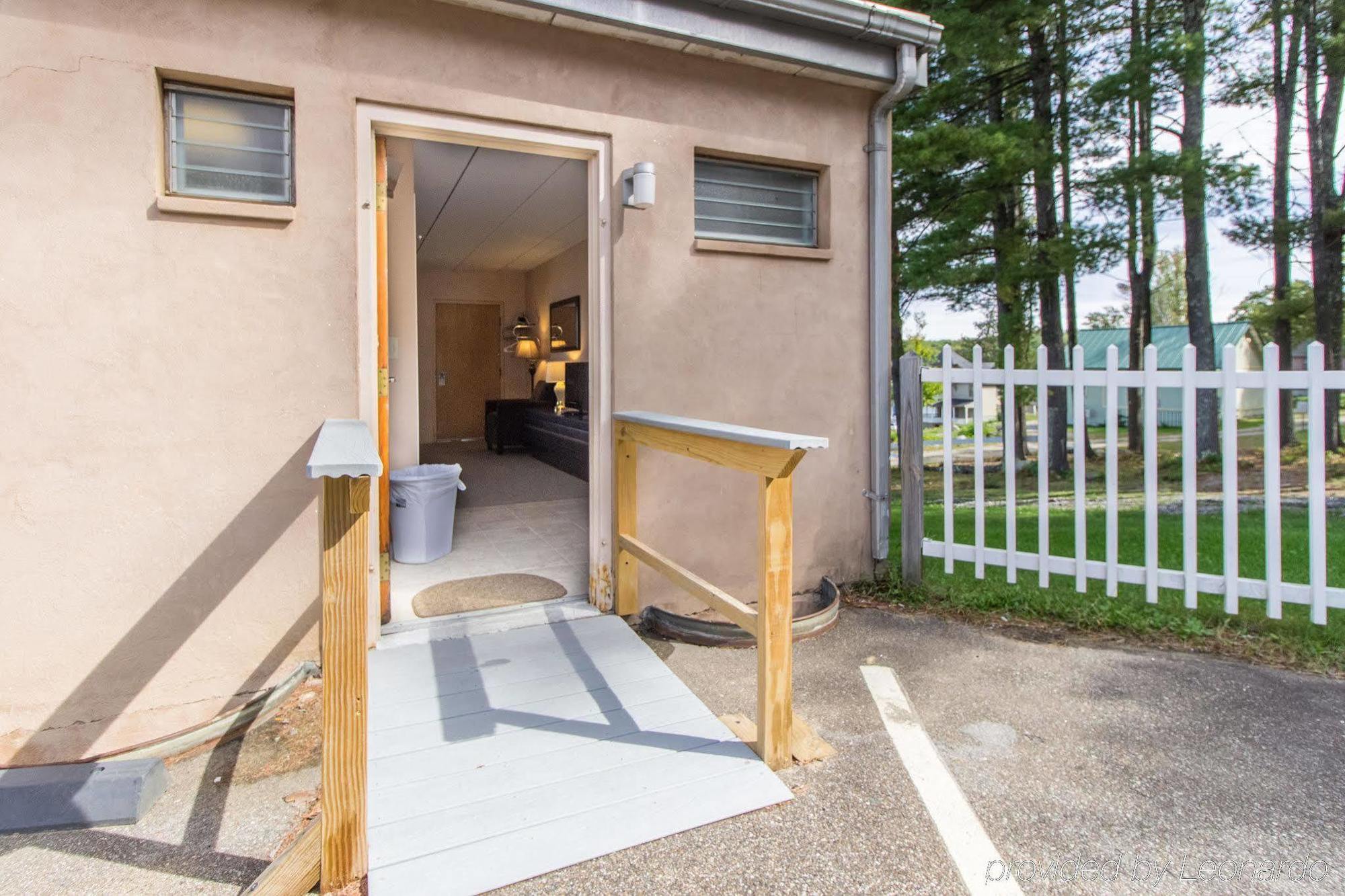 Half Moon Motel & Cottages Weirs Beach Exterior foto